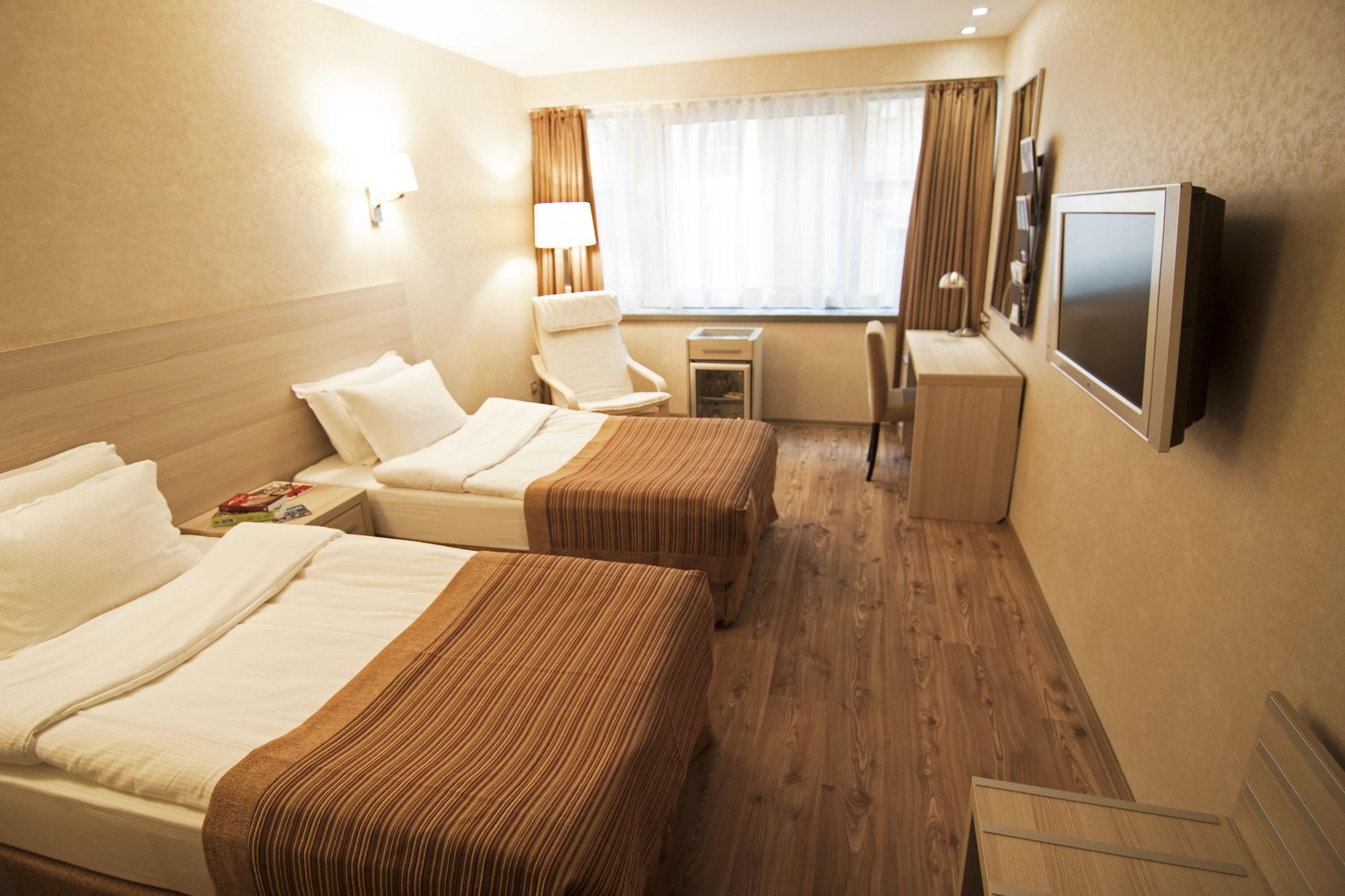 Ramada By Wyndham Ankara Hotel Ngoại thất bức ảnh