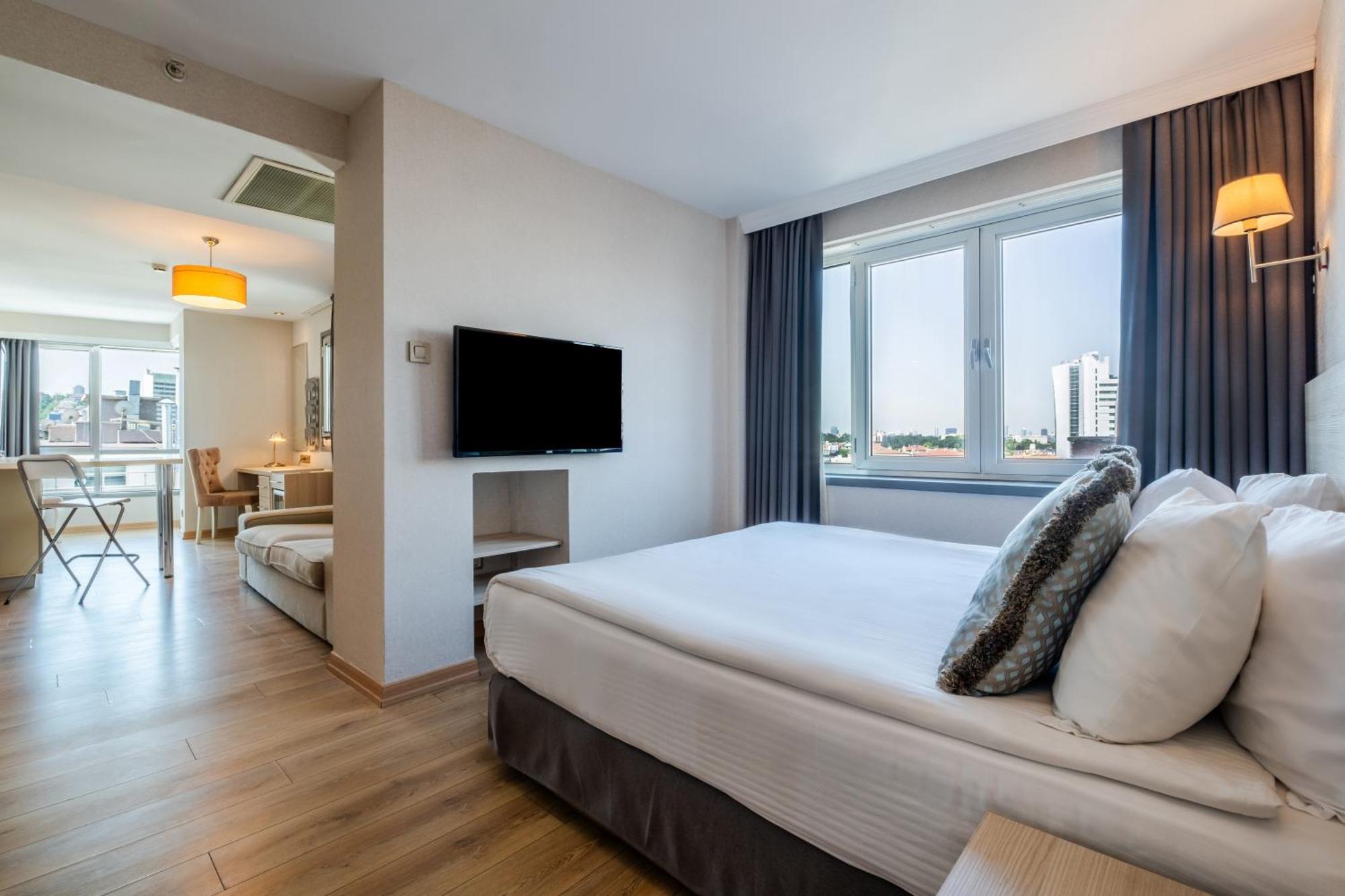 Ramada By Wyndham Ankara Hotel Ngoại thất bức ảnh